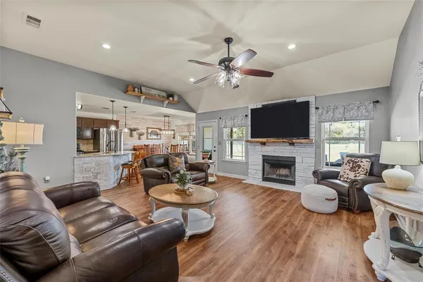 $349,900 | 248 Rabbit Shadow Trail, Whitney, TX 76692