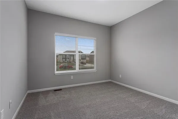 $399,900 | 706 Blazing Star Drive, Raymore, MO 64083