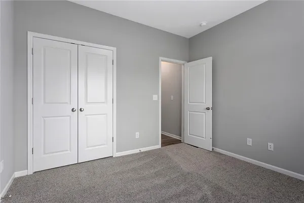 $399,900 | 706 Blazing Star Drive, Raymore, MO 64083