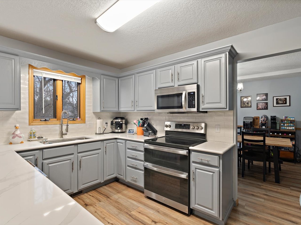 704 East 6th Street Coal Valley, IL 61240 - Photo 13 of 61