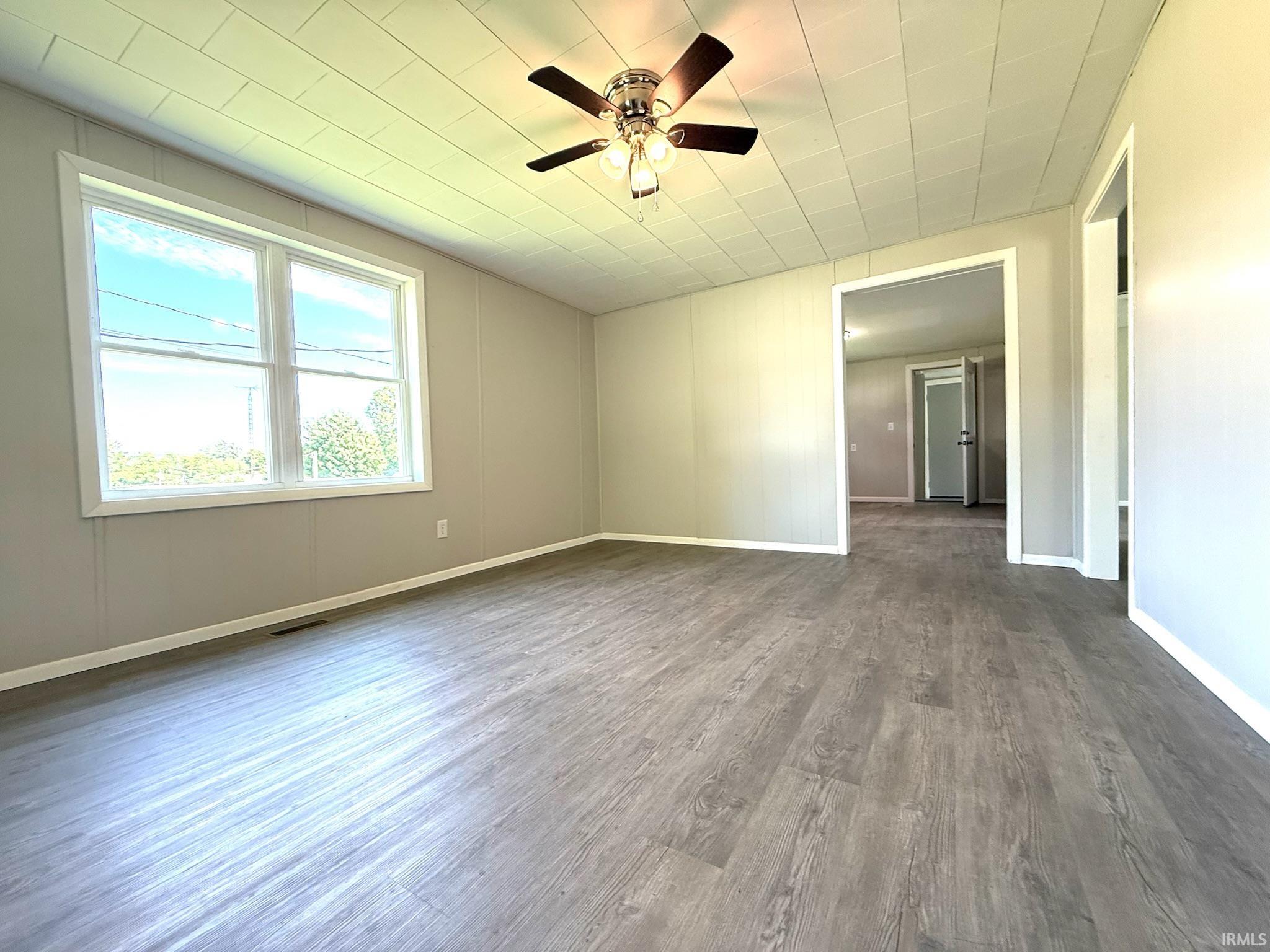 3640 Old Vincennes Road Mitchell, IN 47446 - Photo 11 of 32