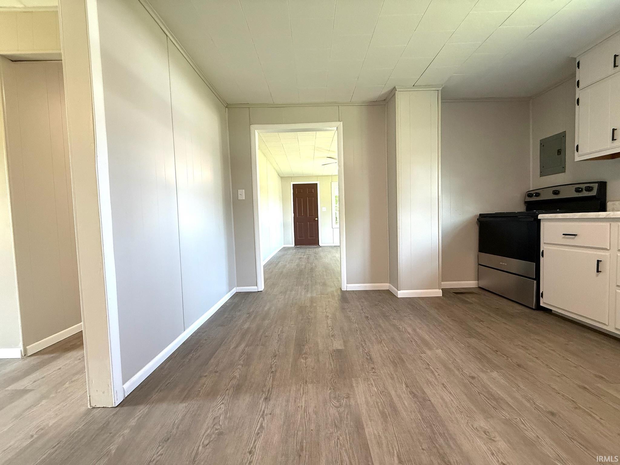 3640 Old Vincennes Road Mitchell, IN 47446 - Photo 13 of 32