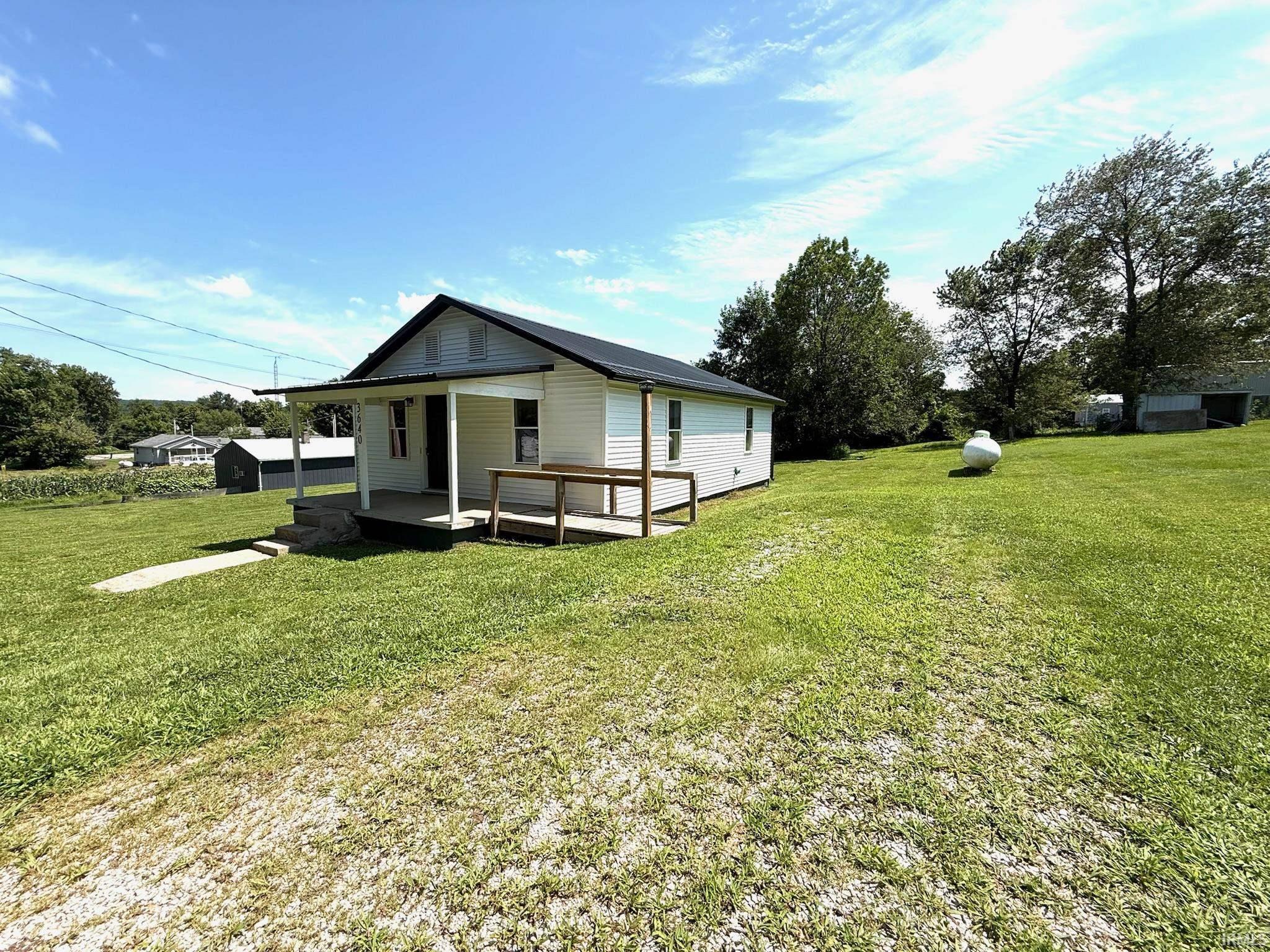 3640 Old Vincennes Road Mitchell, IN 47446 - Photo 26 of 32