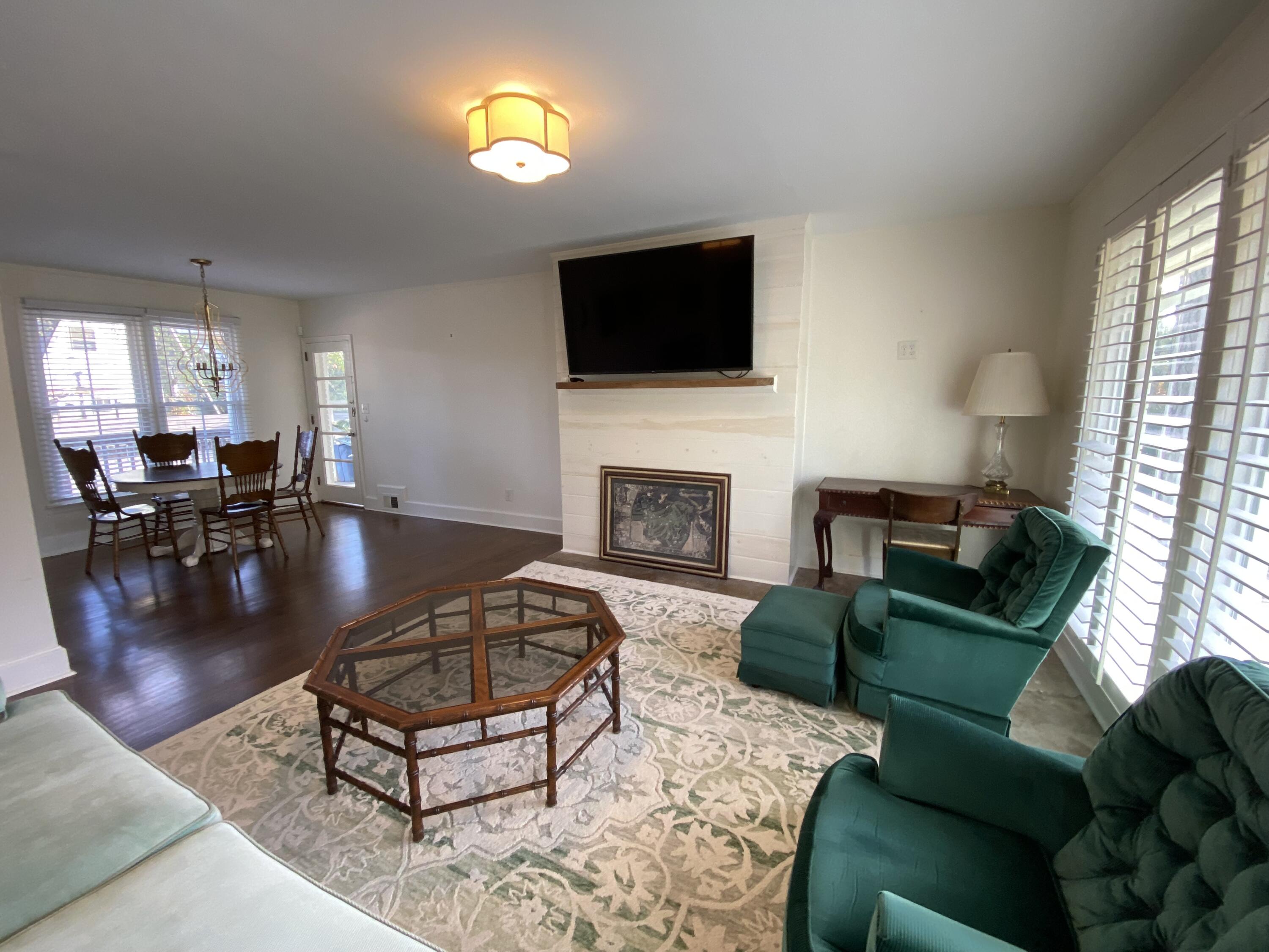 264 East Vineland Road Augusta, GA 30904 - Photo 2 of 18 IMG_5124