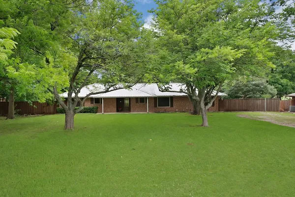 $507,000 | 4270 Sir Lancelot Circle, Midlothian, TX 76065