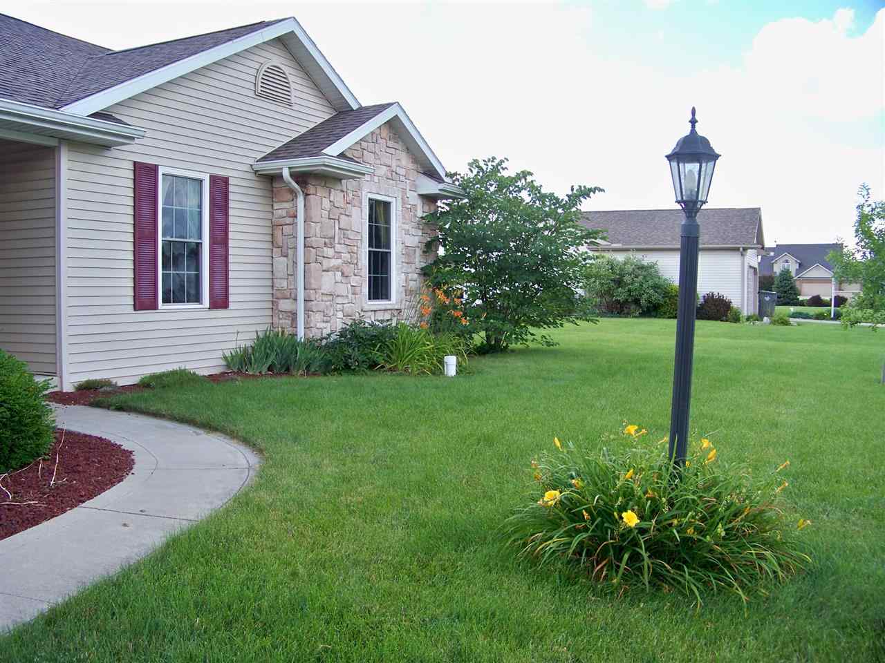 58045 Prairie Ridge Road Goshen, IN 46528 - Photo 2 of 30 Gallery Image 2