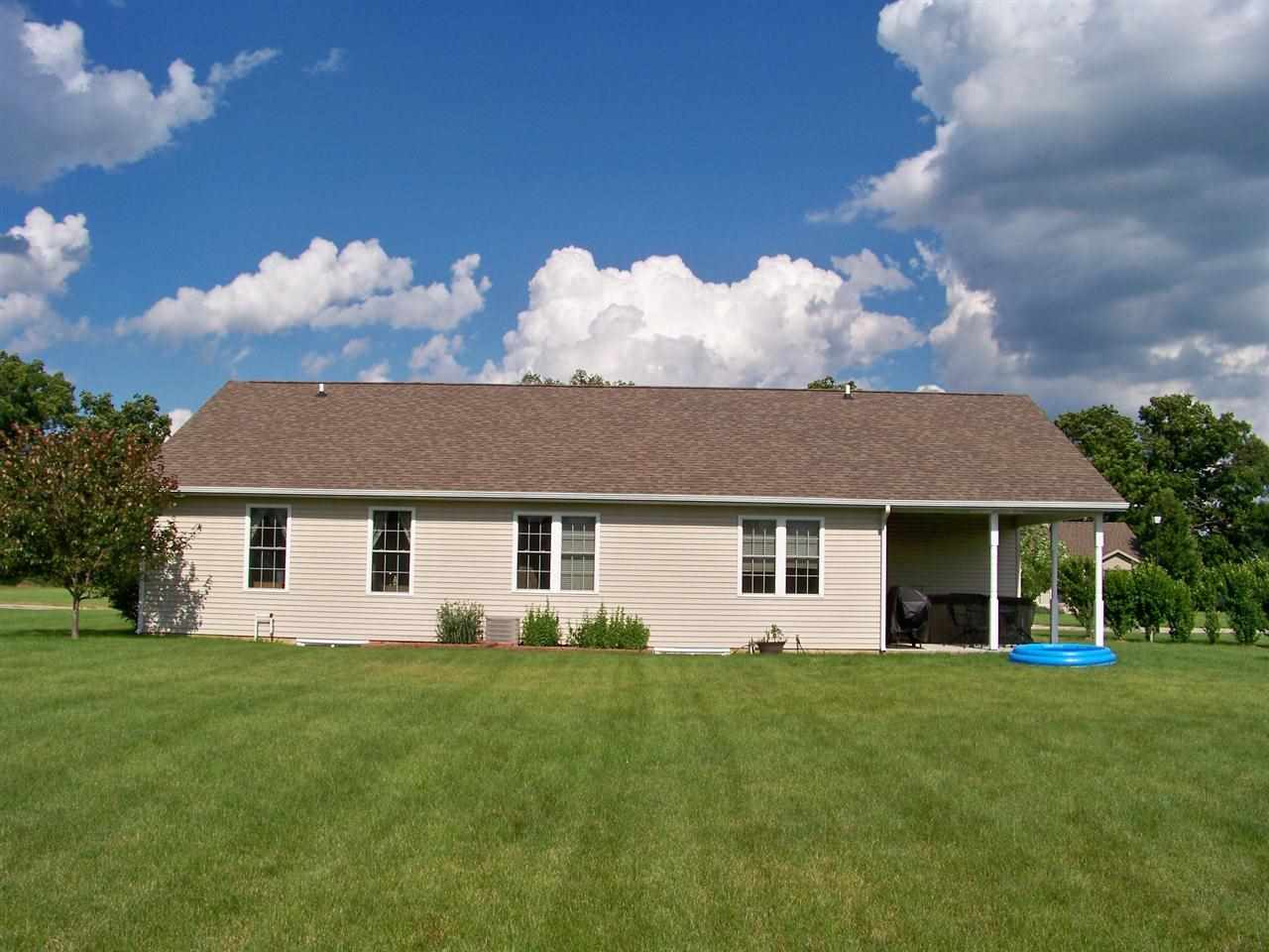 58045 Prairie Ridge Road Goshen, IN 46528 - Photo 5 of 30 Gallery Image 5