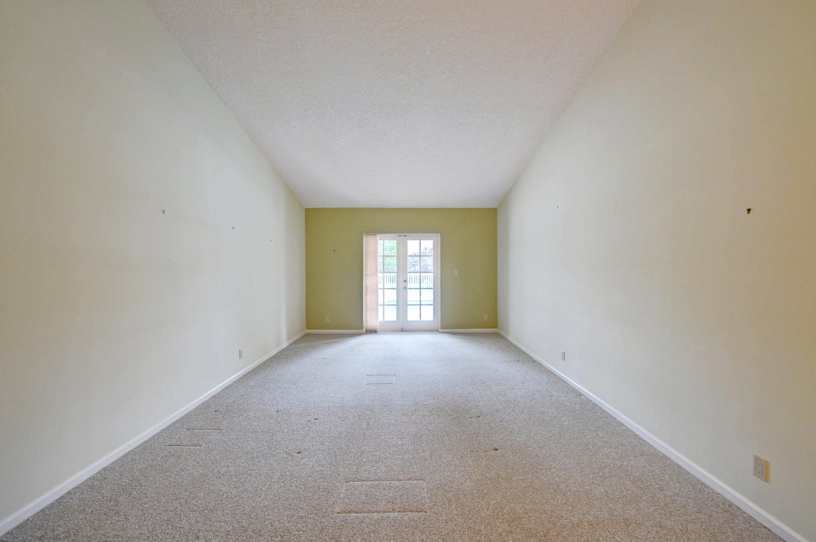 2602 Northwest 41st Street Boca Raton, FL 33434 - Photo 4 of 47 DSC_6071_2_3_4_5