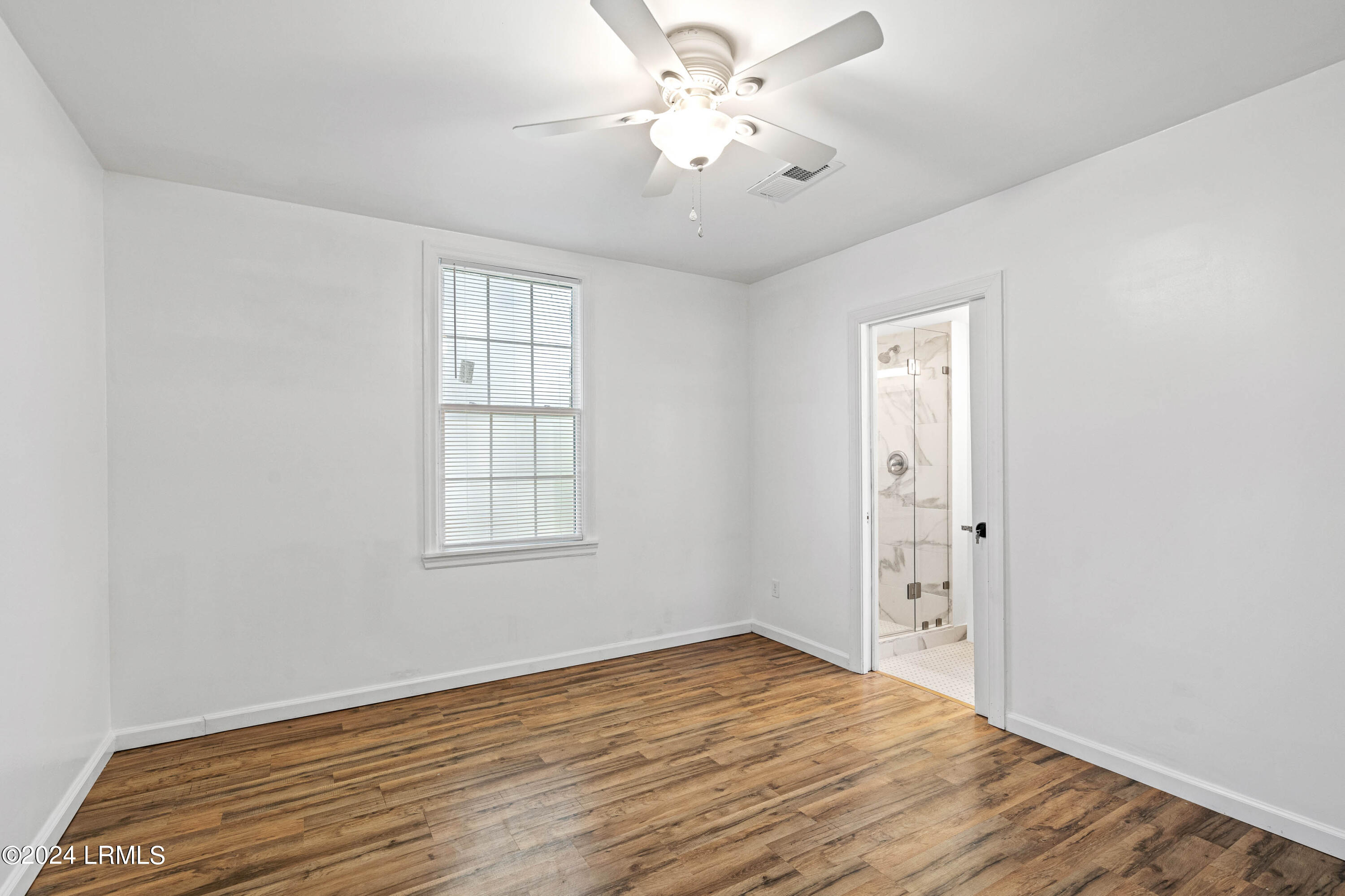 2002 Roper Street Beaufort, SC 29902 - Photo 22 of 48 Primary Room