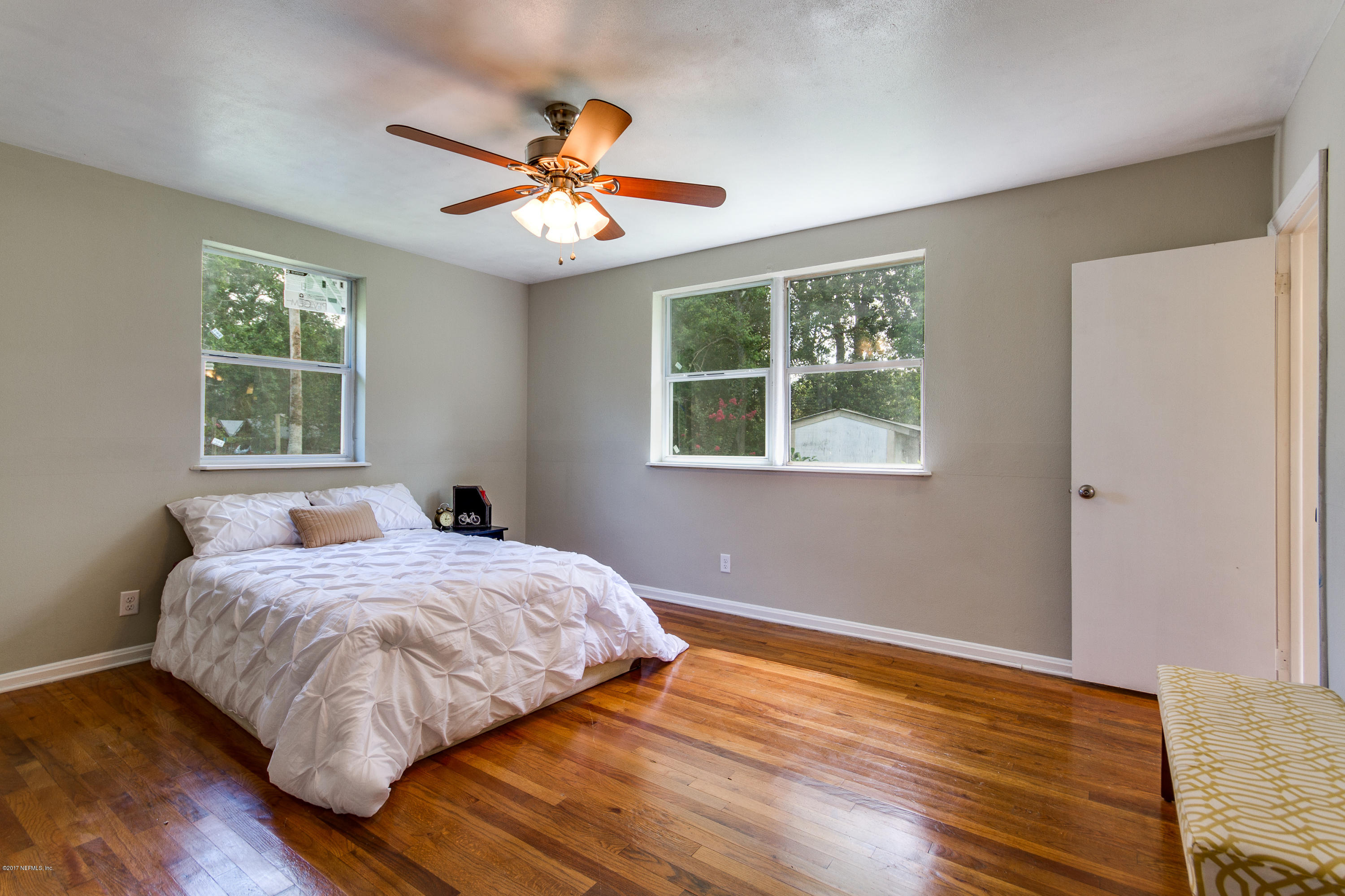 846 Ibis Road Jacksonville, FL 32216 - Photo 11 of 22 20170706 846 Ibis Rd019LARGE