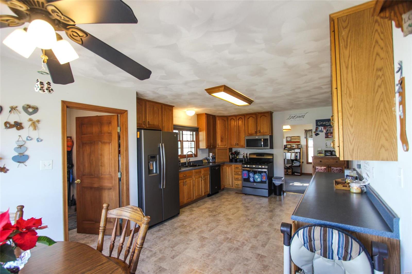 5745 Marine Road Alhambra, IL 62001 - Photo 12 of 50