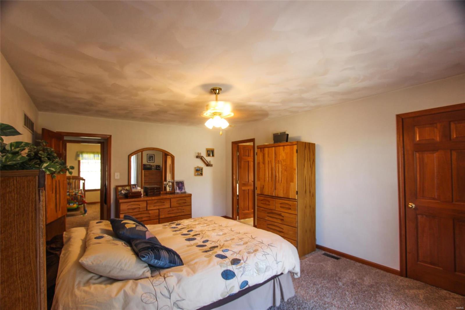 5745 Marine Road Alhambra, IL 62001 - Photo 14 of 50