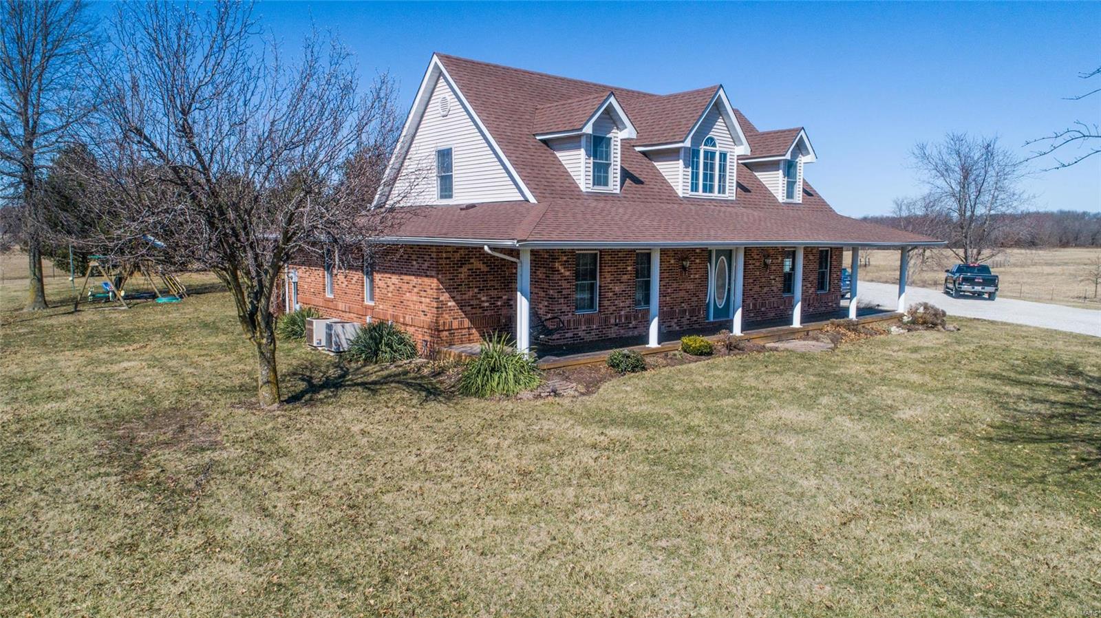 5745 Marine Road Alhambra, IL 62001 - Photo 3 of 50