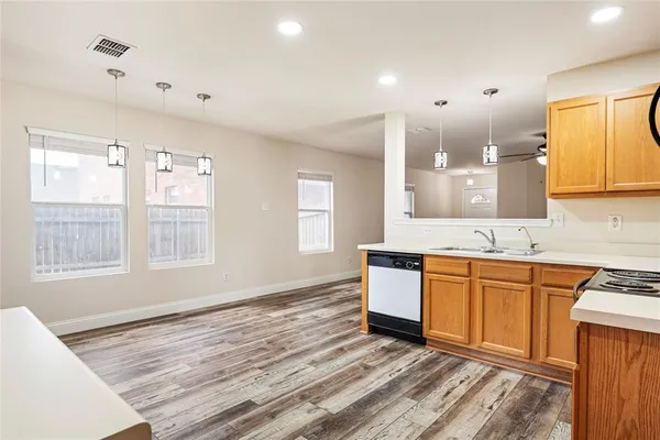 $292,825 | 5913 Lost Pony Drive, Denton, TX 76210