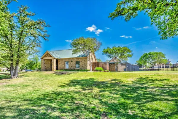 $292,825 | 5913 Lost Pony Drive, Denton, TX 76210