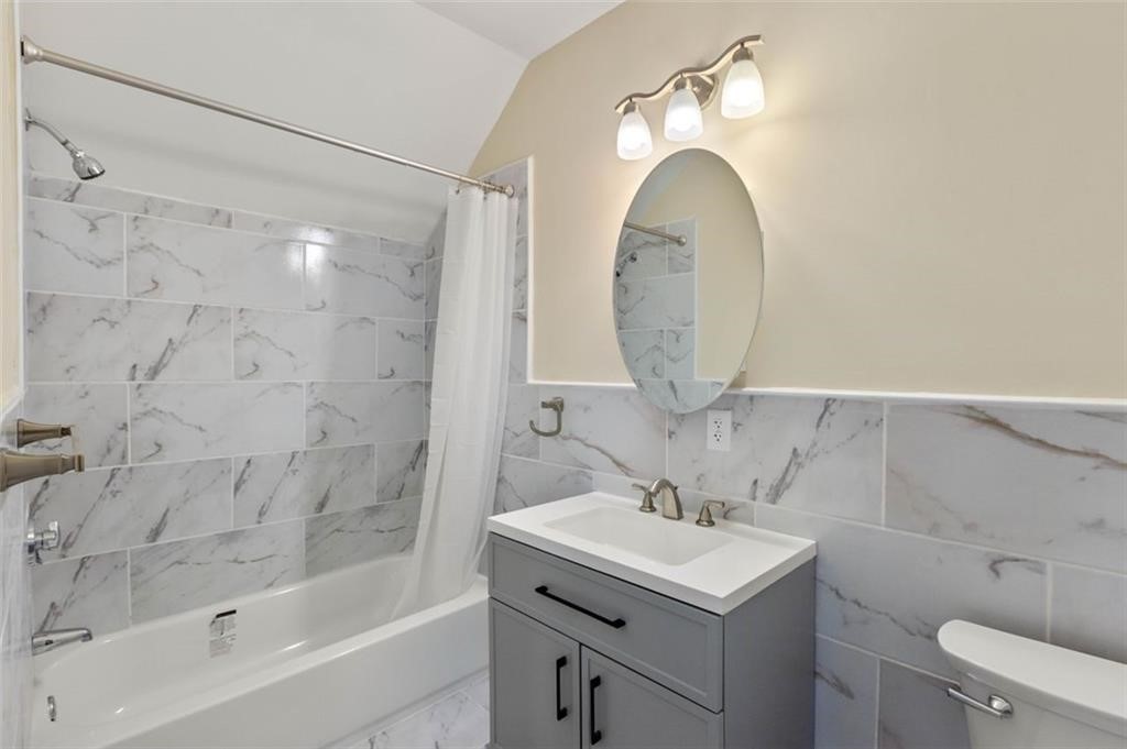 194 Harrison Street, Unit 1 Pawtucket, RI 02860 - Photo 14 of 21