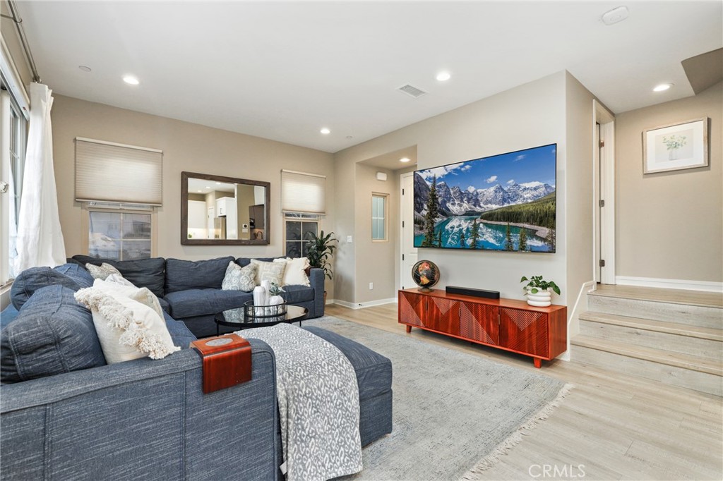 121 Excursion Irvine, CA 92618 - Photo 4 of 65