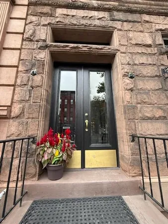 $4,000 | 937 Washington Street, Unit 2, Hoboken, NJ 07030