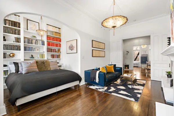 $4,000 | 937 Washington Street, Unit 2, Hoboken, NJ 07030