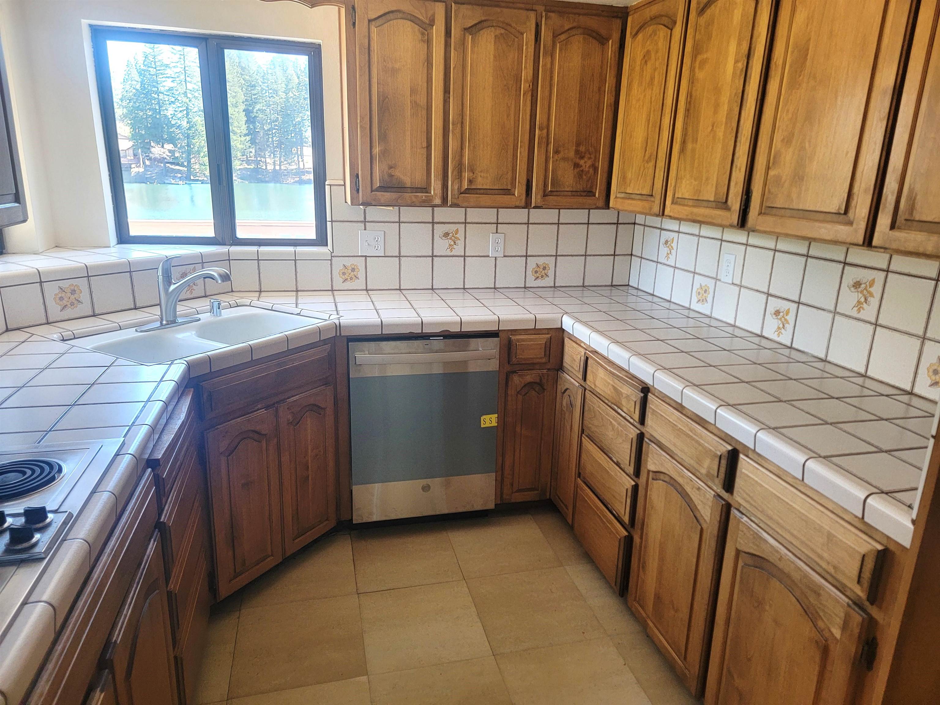 1507 North Shasta Ranch Road Mount Shasta, CA 96067 - Photo 17 of 33 Gallery Image 17