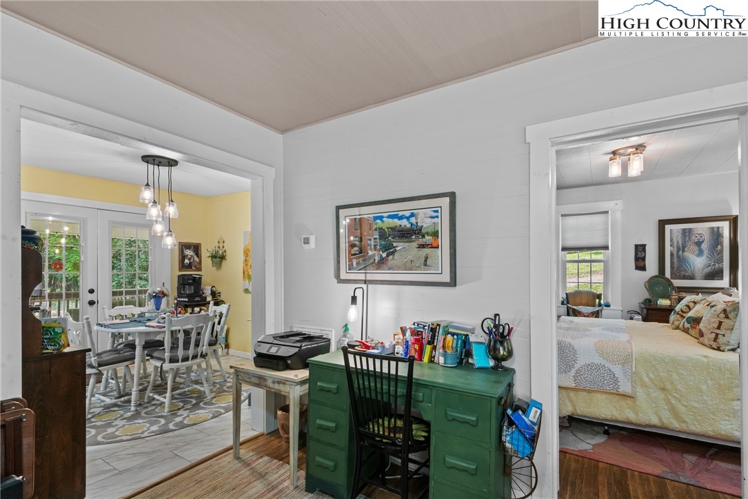 129 Troys Trail Todd, NC 28684 - Photo 12 of 50