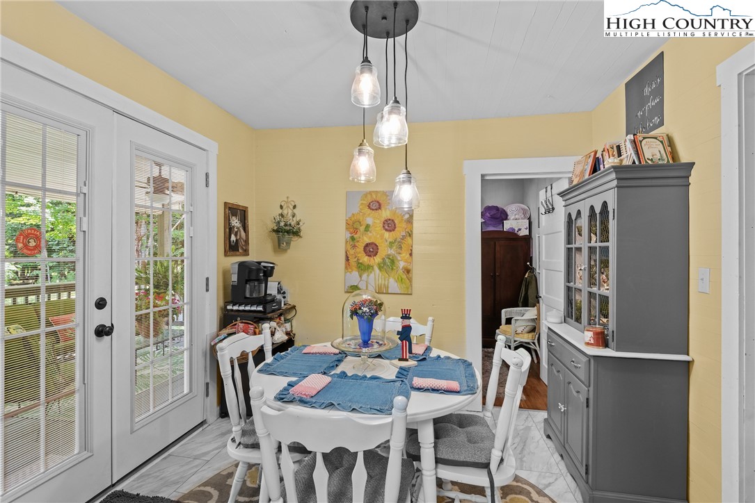 129 Troys Trail Todd, NC 28684 - Photo 14 of 50