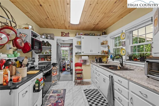 $475,000 | 129 Troys Trail, Todd, NC 28684