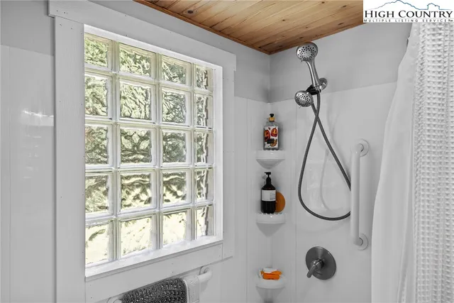 $475,000 | 129 Troys Trail, Todd, NC 28684