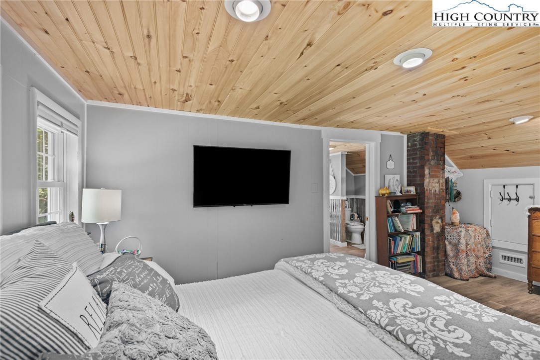 129 Troys Trail Todd, NC 28684 - Photo 29 of 50