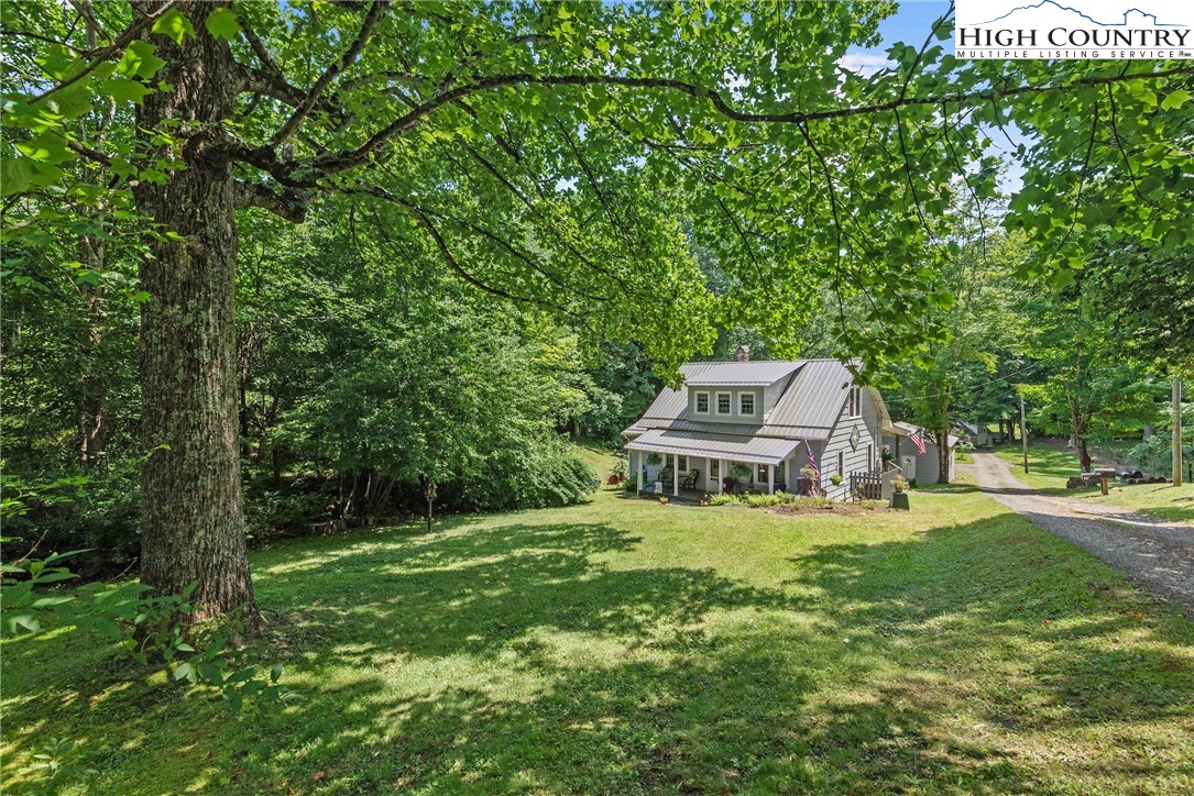 129 Troys Trail Todd, NC 28684 - Photo 37 of 50