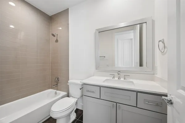 $3,900 | 4621 Maxie Street, Houston, TX 77007