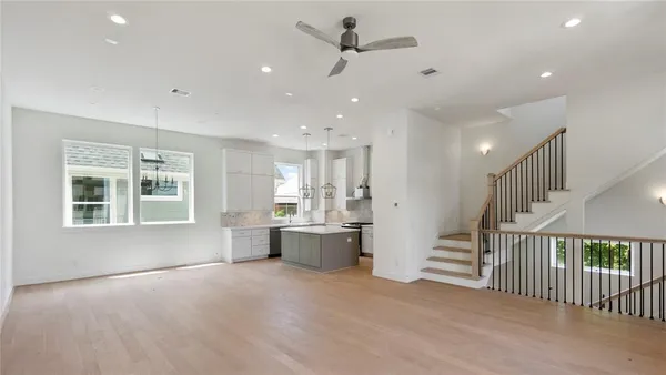 $3,900 | 4621 Maxie Street, Houston, TX 77007