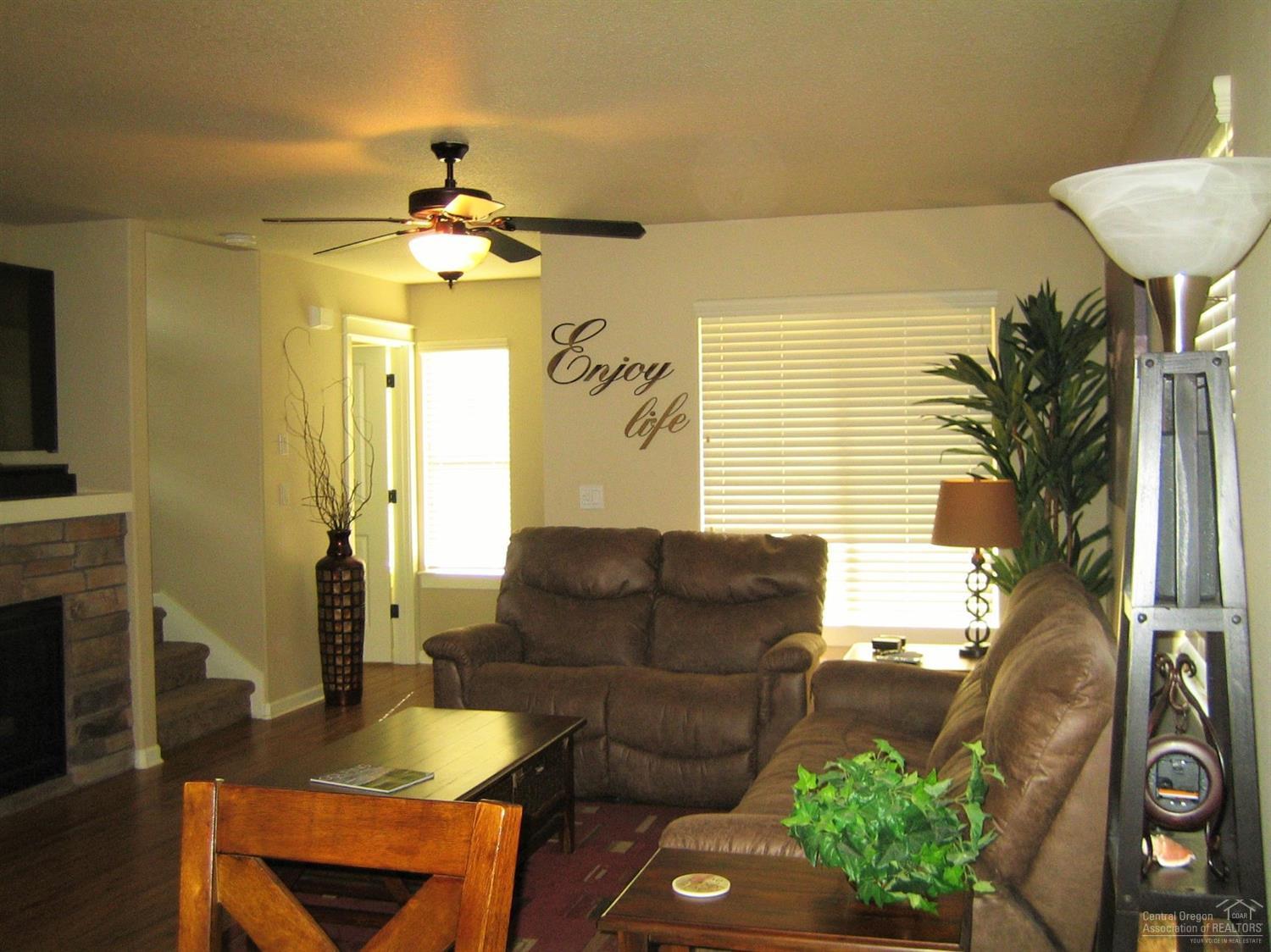 20270 Badger Road Bend, OR 97702 - Photo 11 of 25 Additional Photo