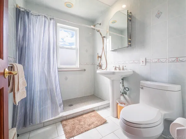 $795,000 | 89-10 218th Place | Queens Village