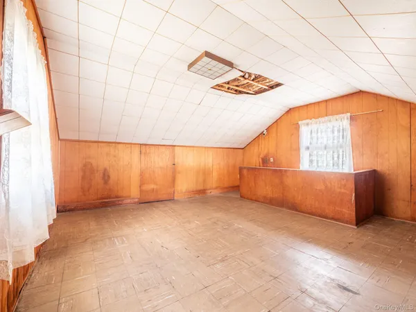 $795,000 | 89-10 218th Place | Queens Village