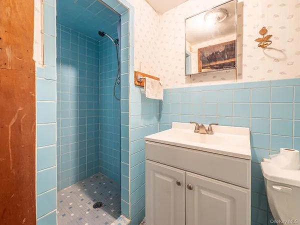 $795,000 | 89-10 218th Place | Queens Village