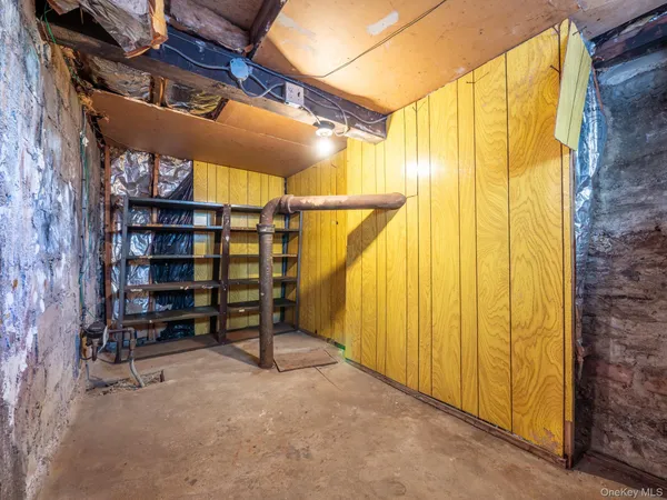 $795,000 | 89-10 218th Place | Queens Village