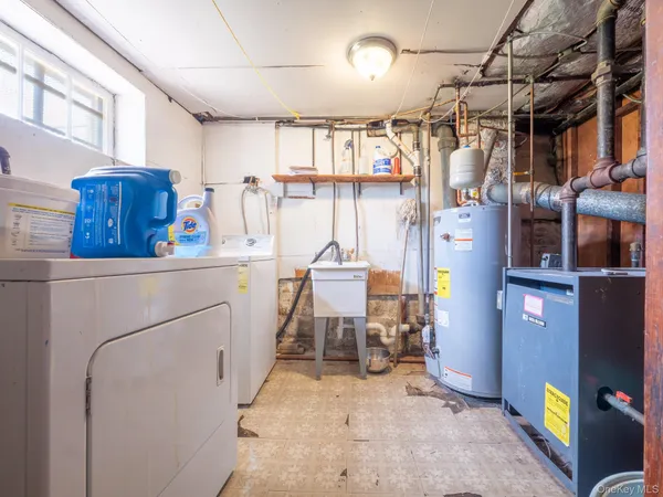$795,000 | 89-10 218th Place | Queens Village