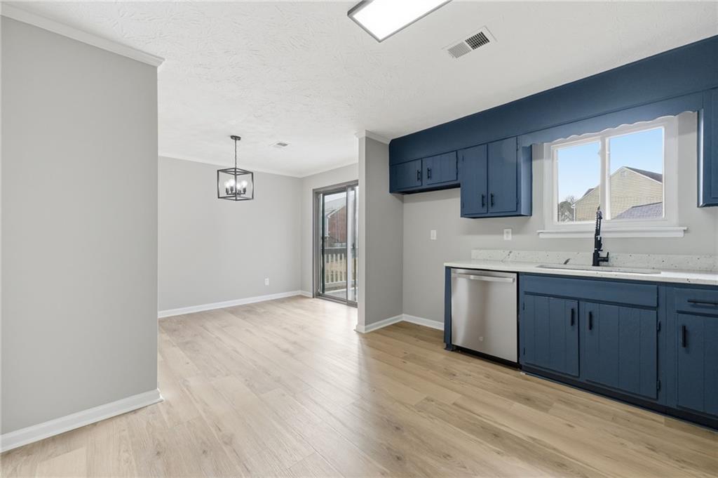 5395 Kings Ridge Place Norcross, GA 30093 - Photo 12 of 32