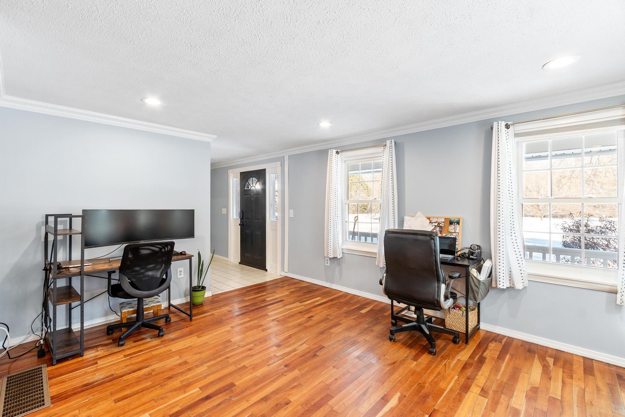 3 Copperfield Lane Londonderry, NH 03053 - Photo 19 of 58