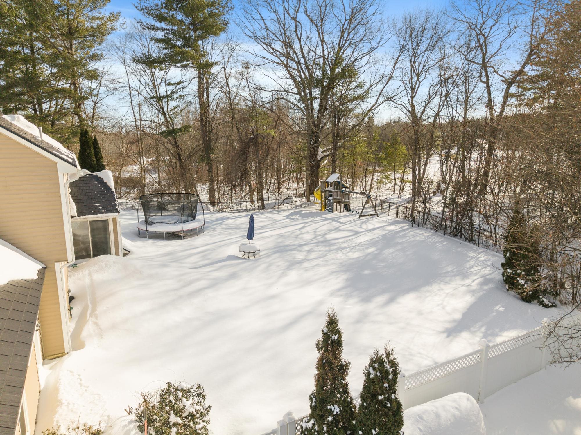 3 Copperfield Lane Londonderry, NH 03053 - Photo 9 of 58