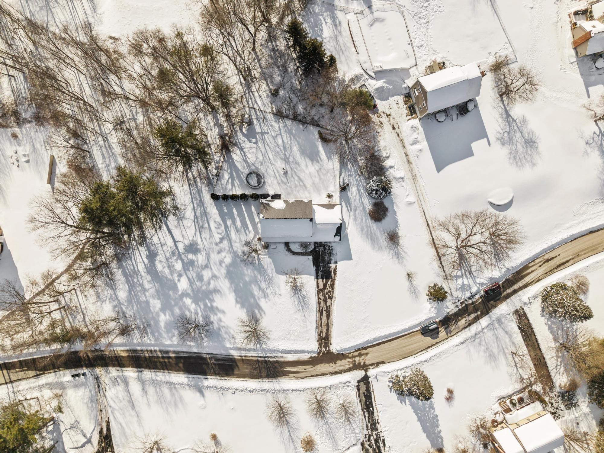 3 Copperfield Lane Londonderry, NH 03053 - Photo 10 of 58