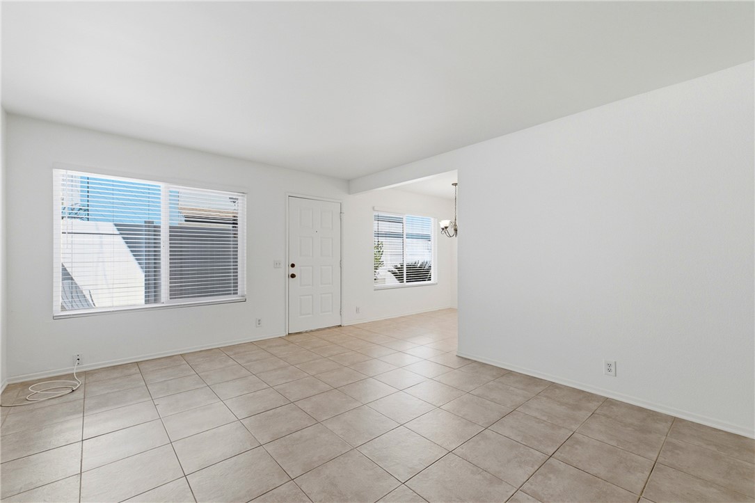 871 West 13th Street, Unit 3 Azusa, CA 91702 - Photo 7 of 35