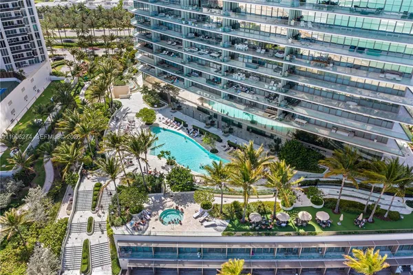 $24,999 | 18975 Collins Avenue, Unit 603, Sunny Isles Beach, FL 33160