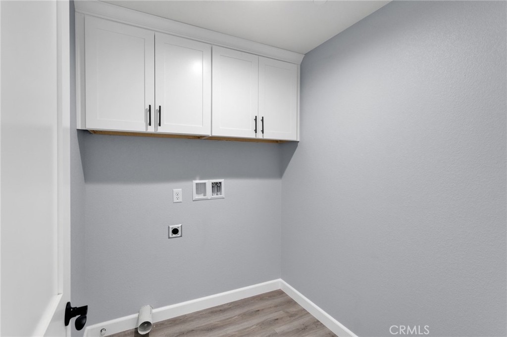 36165 Sutter Road Lucerne Valley, CA 92356 - Photo 18 of 42 a view of an empty room