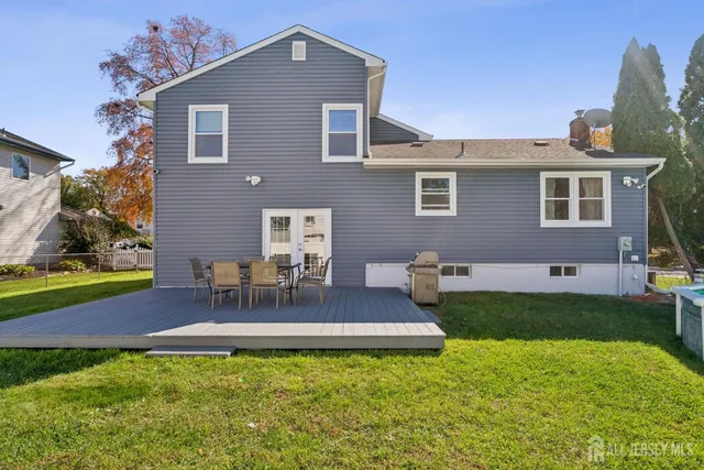 $715,000 | 2 Michael Court, Old Bridge, NJ 08857