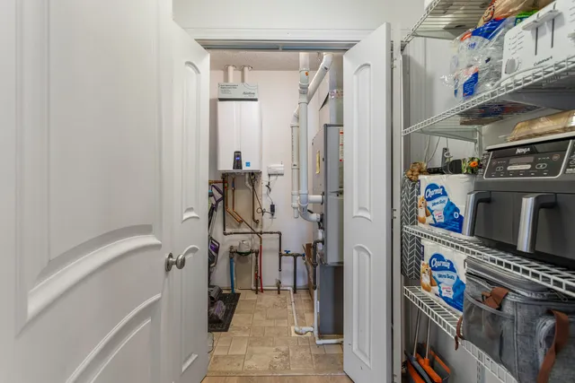 a view of walk in closet