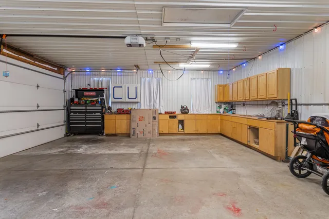 $355,900 | 109 North Heritage Drive, Fisher, IL 61843