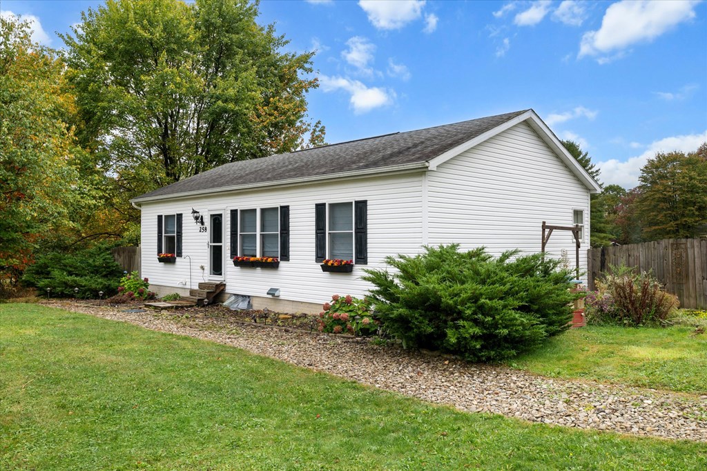 258 Parallel Street Pleasantville, PA 16341 - Photo 26 of 36 Gallery Image 26