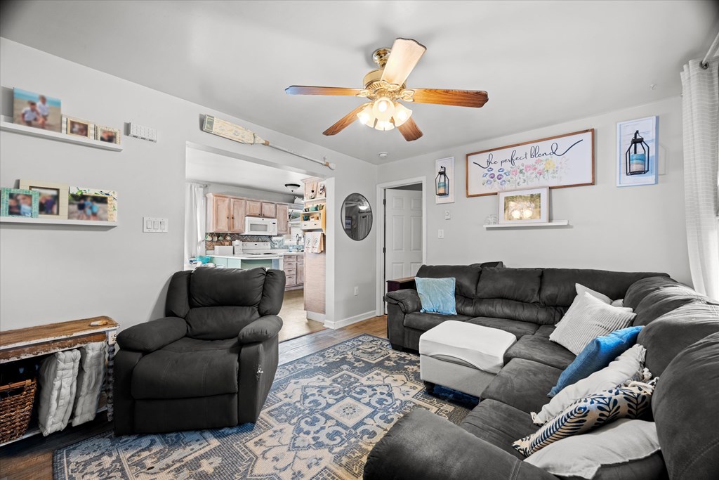 258 Parallel Street Pleasantville, PA 16341 - Photo 3 of 36 Gallery Image 3